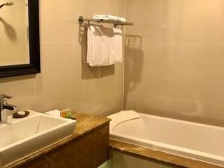 For rent 2 ベッドルーム apartment in Khlong Toei, Bangkok