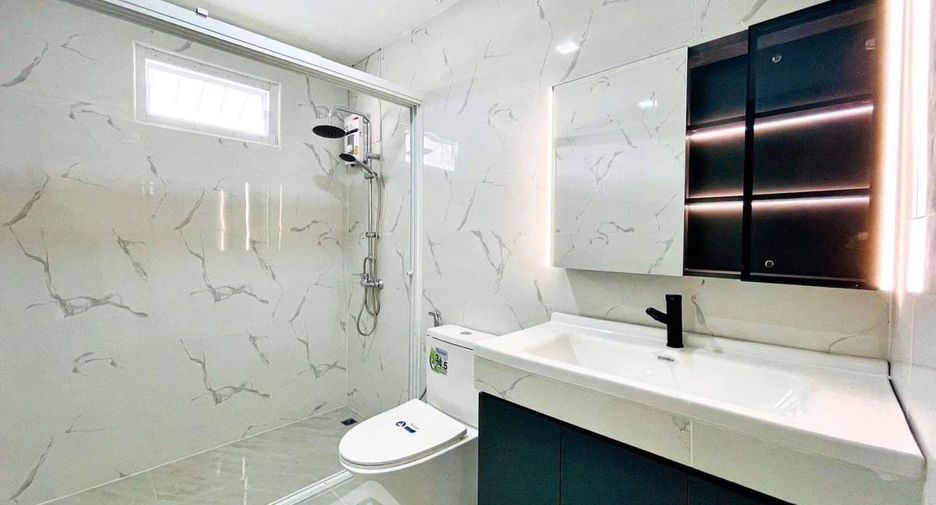 For sale 3 bedrooms house in Jomtien, Pattaya