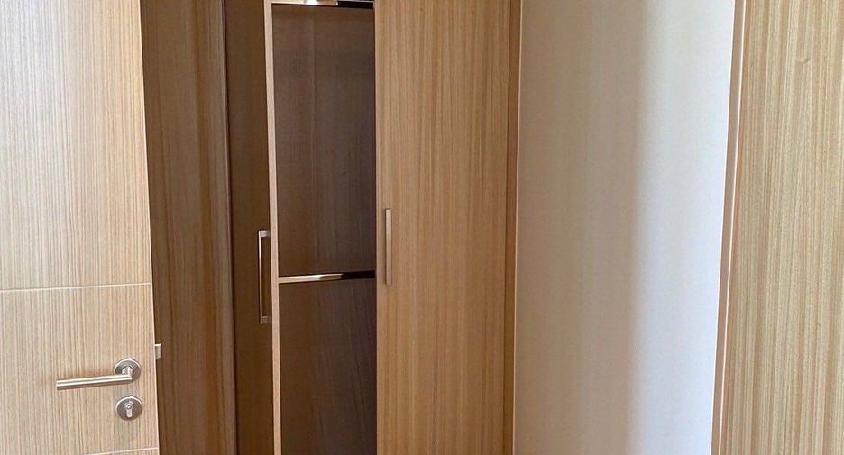 Condo en venta de 4 habitaciones en Khlong San, Bangkok