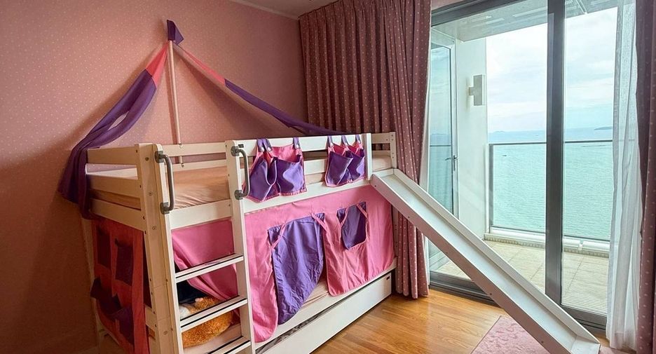 For sale 3 bedrooms condo in Bang Lamung, Chonburi