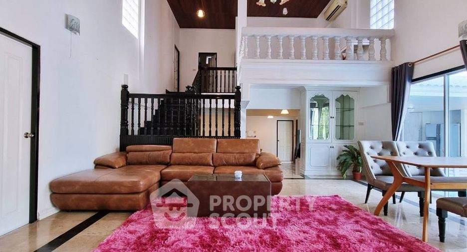 For rent 8 bedrooms villa in Jomtien, Pattaya