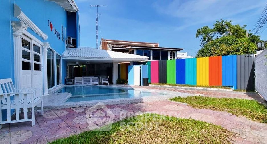 For rent 8 bedrooms villa in Jomtien, Pattaya
