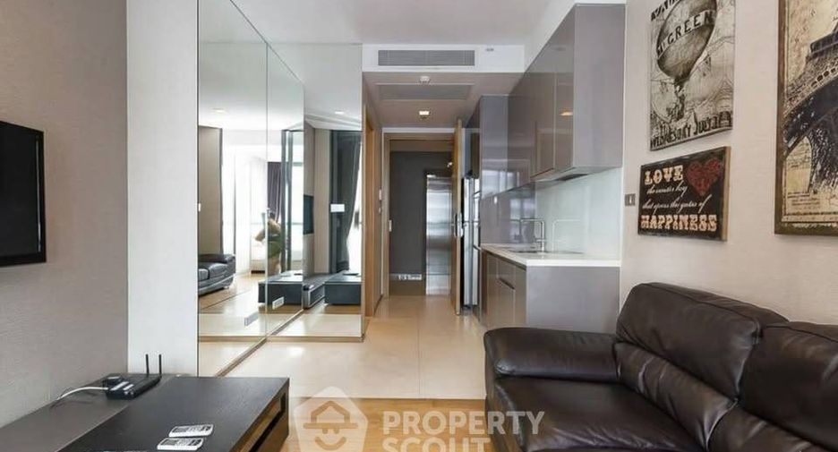 For sale 1 bed condo in Khlong Toei, Bangkok