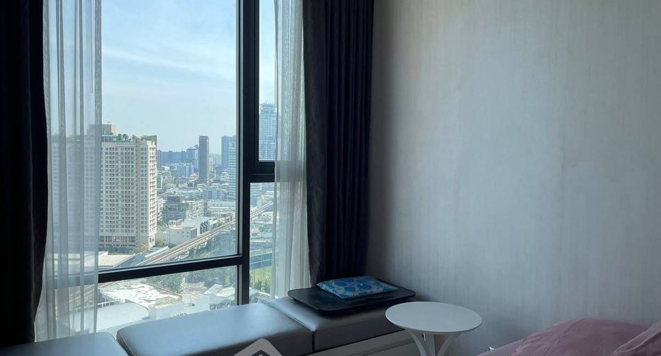 For sale 1 bed condo in Khlong Toei, Bangkok