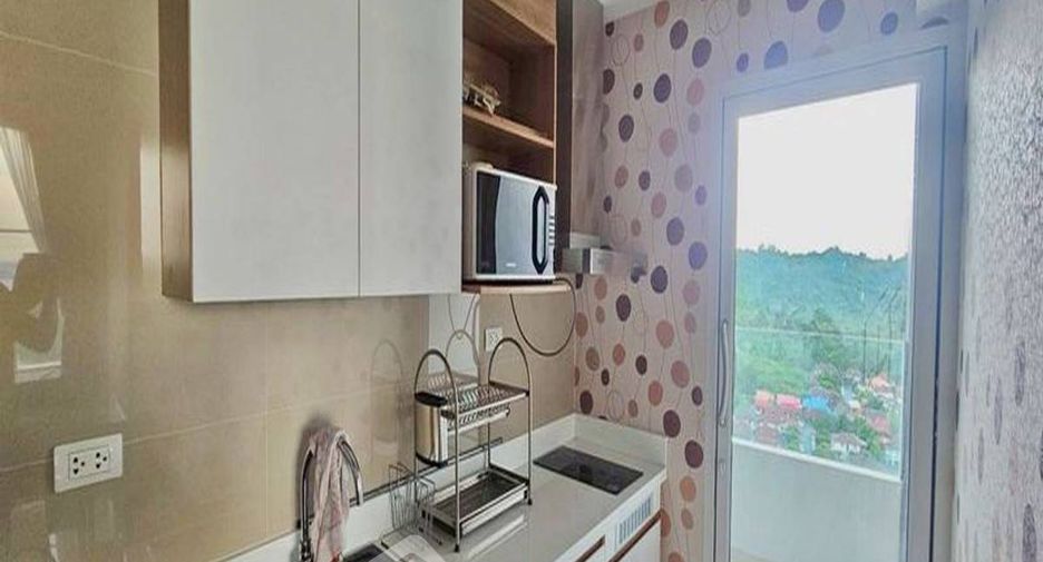For sale 1 bed condo in Si Racha, Chonburi