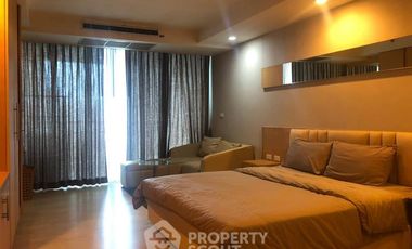 For rent 1 bed condo in Pathum Wan, Bangkok