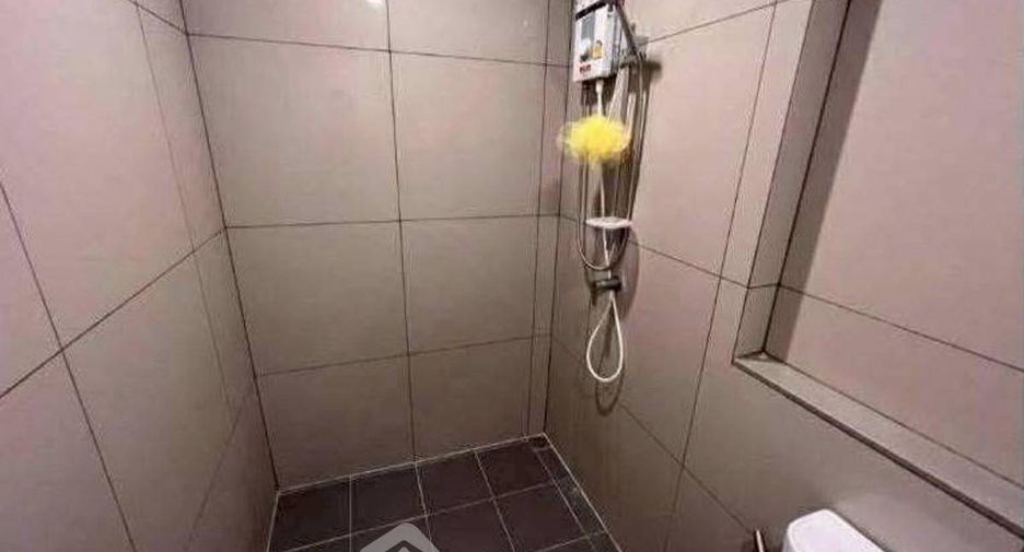 For sale 2 bedrooms condo in Bang Kapi, Bangkok