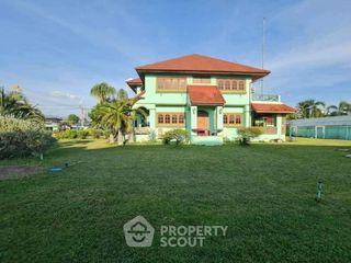For sale 4 bedrooms house in Bang Lamung, Chonburi