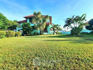 For sale 4 bedrooms house in Bang Lamung, Chonburi