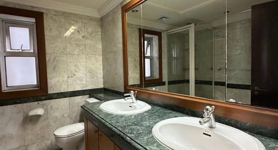 Condo en venta de 3 habitaciones en Pathum Wan, Bangkok