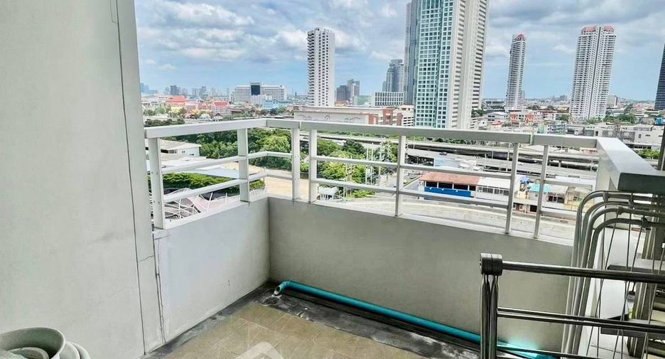 Wohnung zum Kauf mit 1 Zimmer in Khlong San, Bangkok