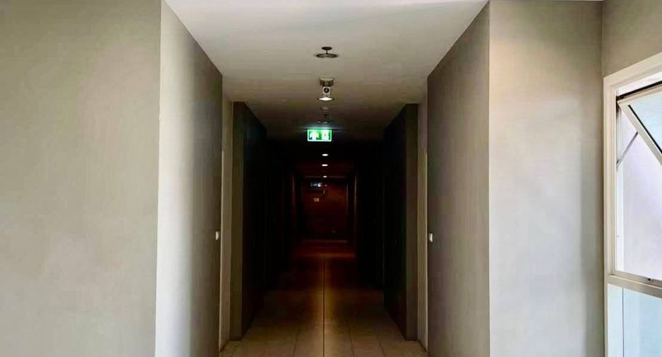 Wohnung zum Kauf mit 1 Zimmer in Khlong San, Bangkok