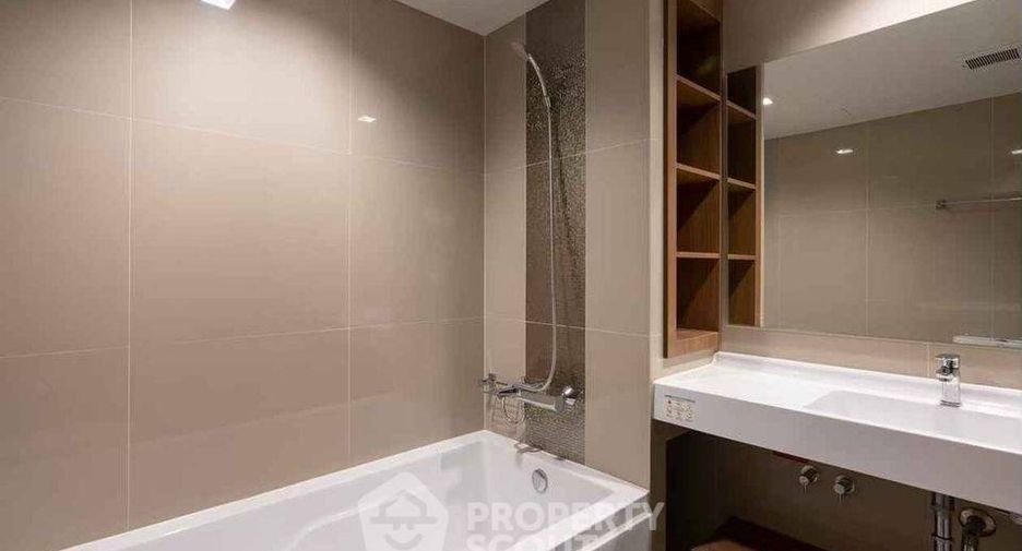 For sale 1 bed condo in Phra Khanong, Bangkok