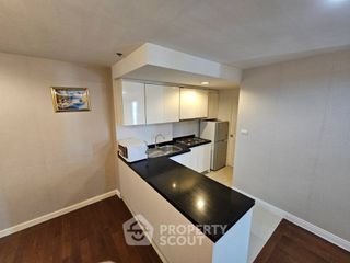 For sale 2 bedrooms condo in Huai Khwang, Bangkok