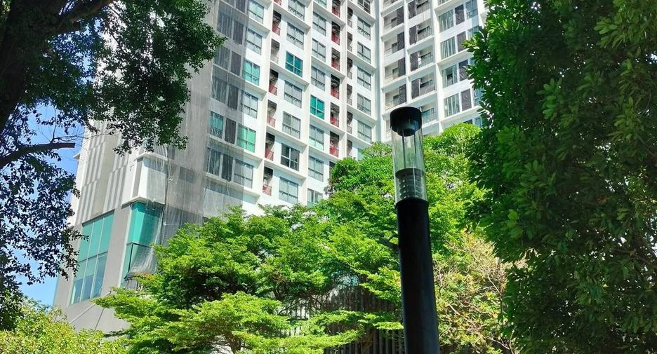 For sale 1 bed condo in Phra Khanong, Bangkok