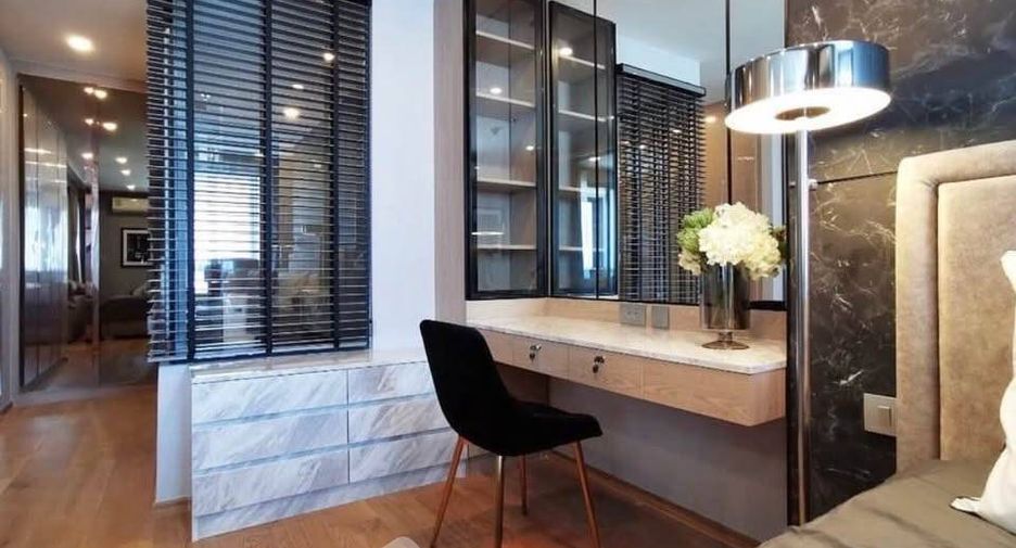 For rent 1 bed condo in Pathum Wan, Bangkok