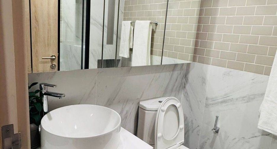 For rent 1 bed condo in Ratchathewi, Bangkok
