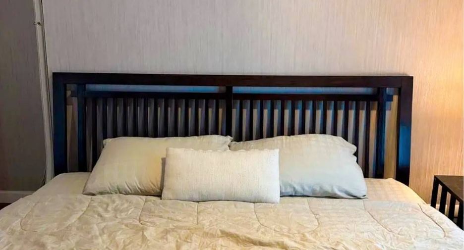 For sale 2 bedrooms condo in Huai Khwang, Bangkok