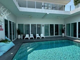 À louer 5 chambres maison à Bang Lamung, Chonburi