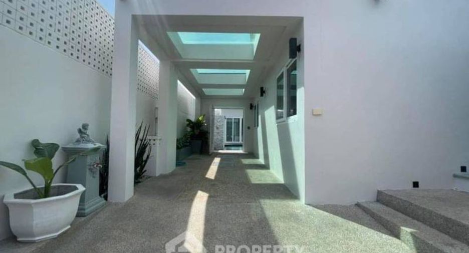 À louer 5 chambres maison à Jomtien, Pattaya