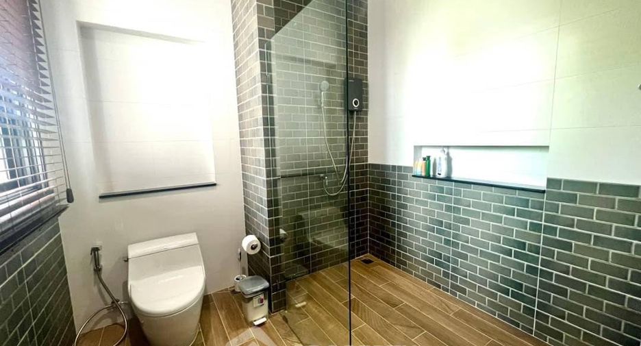 Villa en venta de 5 habitaciones en Mueang Chon Buri, Chonburi