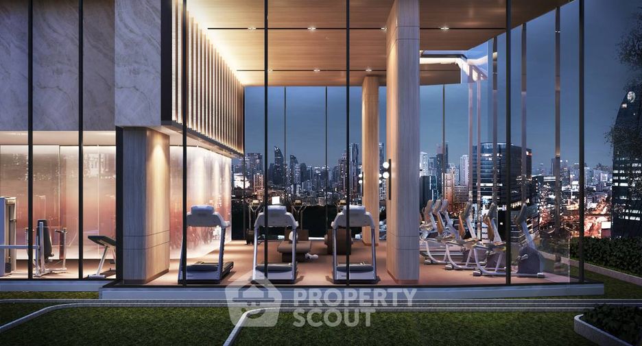 For sale 2 bedrooms condo in Khlong Toei, Bangkok