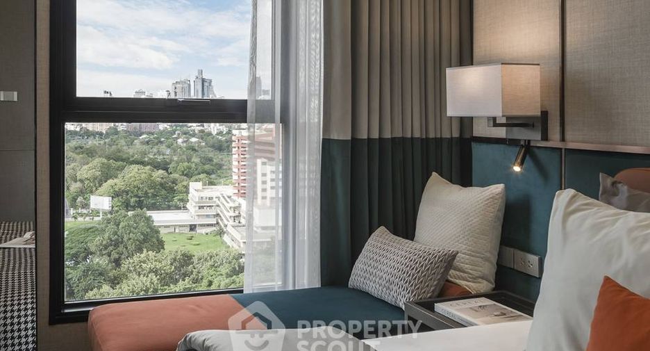 For sale 2 bedrooms condo in Khlong Toei, Bangkok