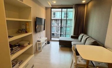 À vendre 2 chambres condo à Phra Khanong, Bangkok