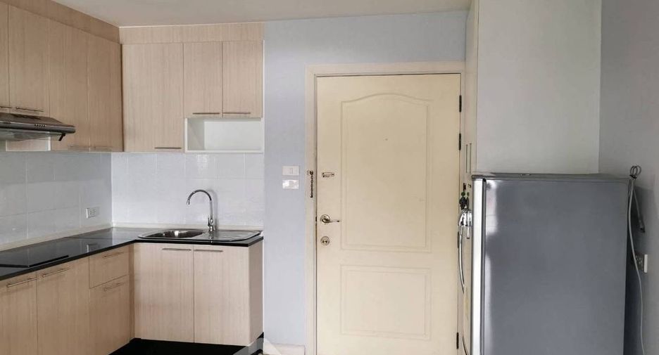 For sale 2 bedrooms condo in Watthana, Bangkok