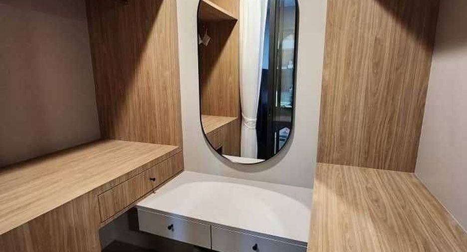 For sale 1 bed condo in Huai Khwang, Bangkok