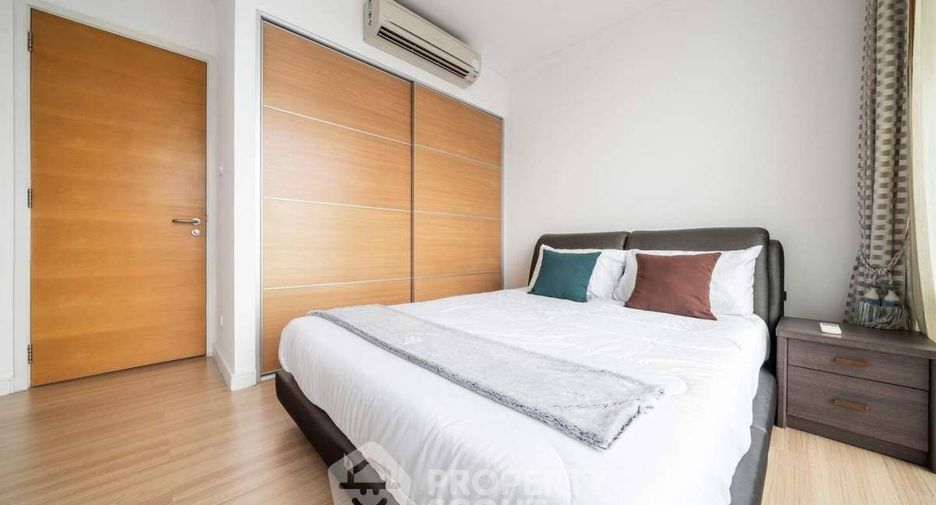 For sale 2 bedrooms condo in Khlong Toei, Bangkok