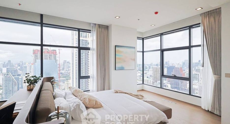 For sale 3 bedrooms condo in Ratchathewi, Bangkok