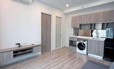 Condo en alquiler de 2 habitaciones en Bang Kapi, Bangkok