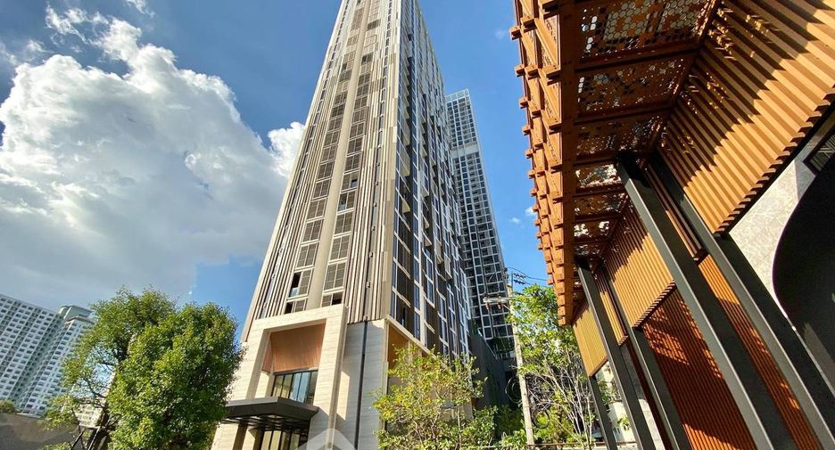 For sale 1 bed condo in Phaya Thai, Bangkok