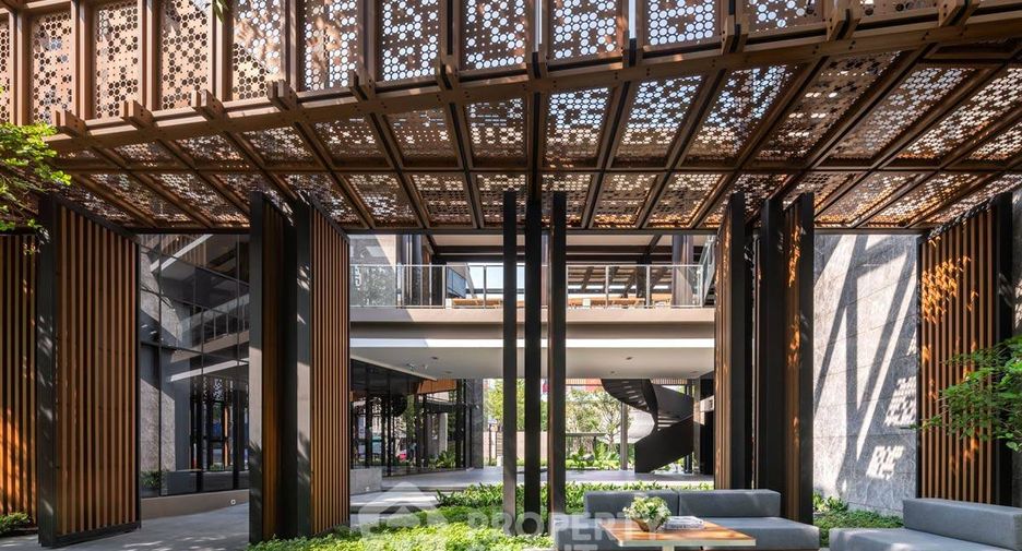 For sale 1 bed condo in Phaya Thai, Bangkok