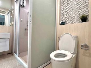 For sale 1 bed condo in Huai Khwang, Bangkok