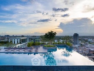 For sale 2 bedrooms condo in Bangkok Noi, Bangkok