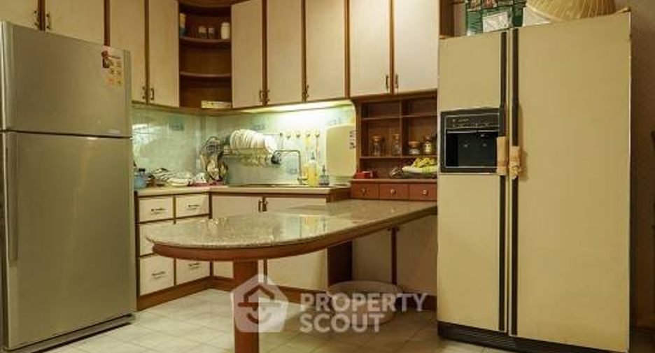 Casa en venta de 4 habitaciones en Thawi Watthana, Bangkok