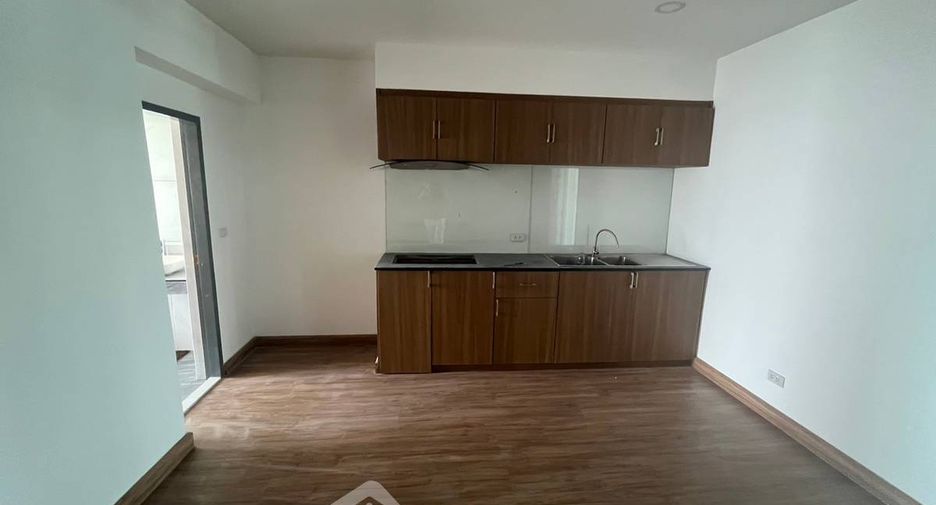 Продажа 5 спальни таунхаус в Буенг Кум, Бангкок
