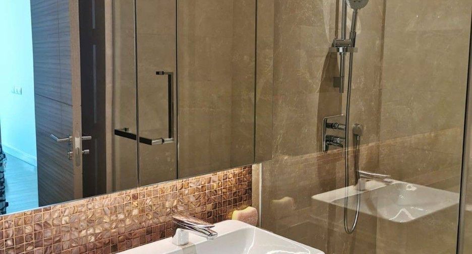 Apartamento en venta de 2 habitaciones en Pathum Wan, Bangkok