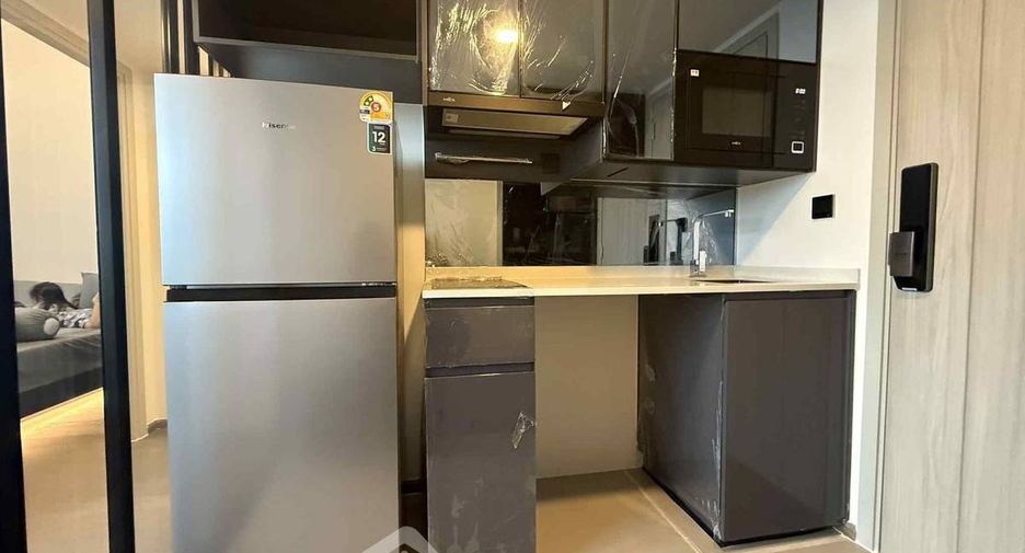 For rent 2 ベッドルーム condo in Bang Rak, Bangkok