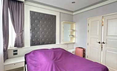 For sale 2 bedrooms condo in Huai Khwang, Bangkok
