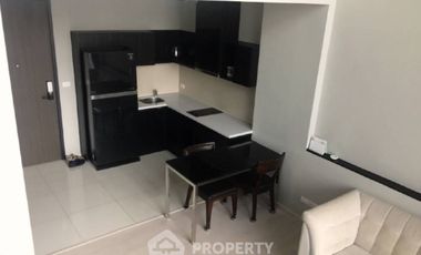Condo en alquiler de 1 habitaciones en Khlong Toei, Bangkok
