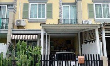For sale 4 bedrooms townhouse in Prawet, Bangkok