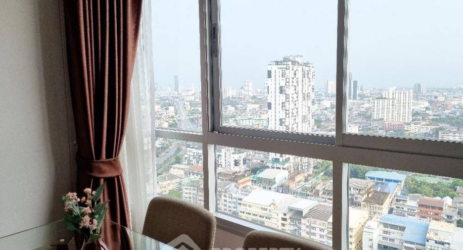 For rent 2 bedrooms condo in Thon Buri, Bangkok