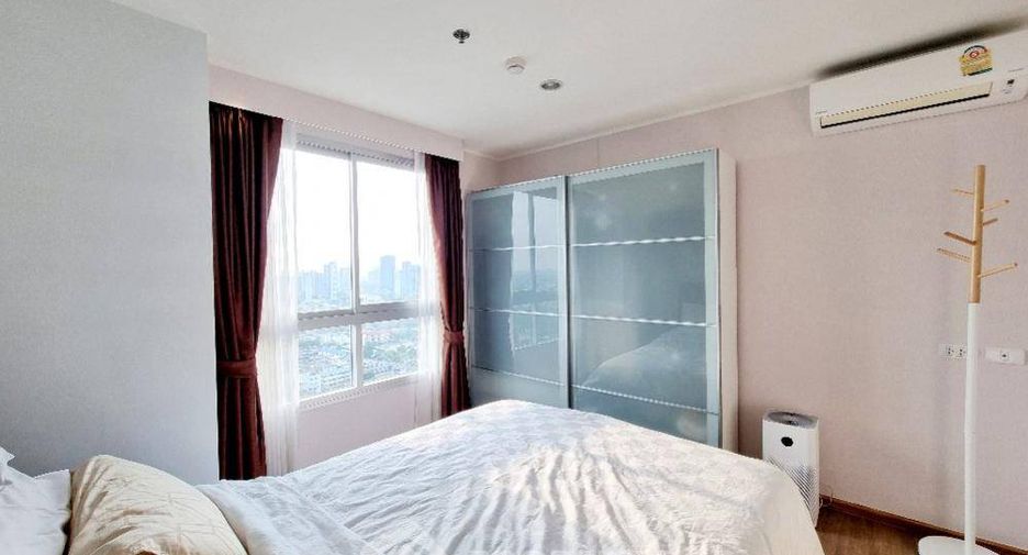 For rent 2 bedrooms condo in Thon Buri, Bangkok