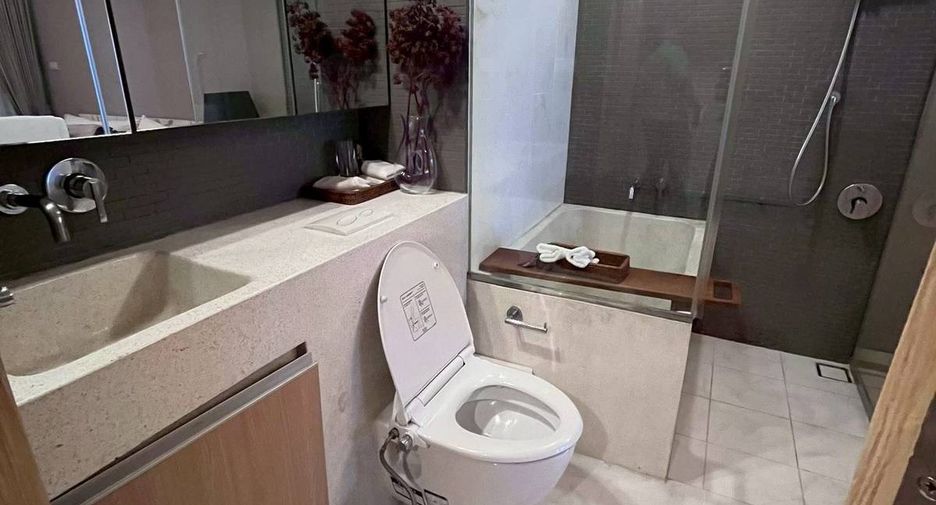 For sale 1 bed condo in Watthana, Bangkok