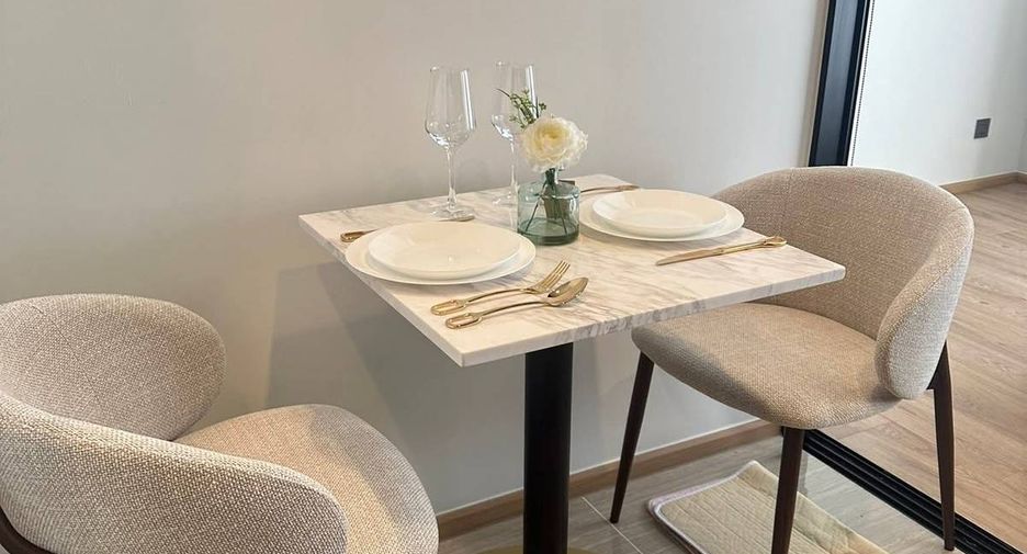 For sale 1 bed condo in Phaya Thai, Bangkok