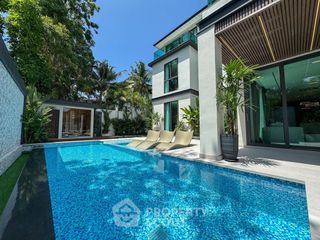 For sale 7 bedrooms villa in Jomtien, Pattaya