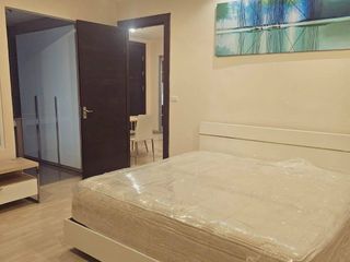 Продажа 2 спальни кондо в Хуаи Кхщанг, Бангкок